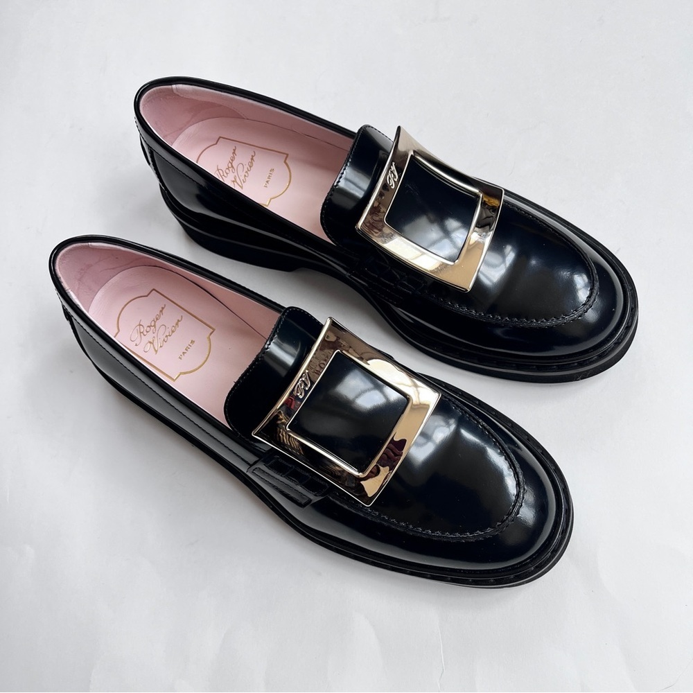 Roger Vivier Viv' Rangers Black Patent Leather Women’s  Loafers 39 US 9 - Picture 3 of 15